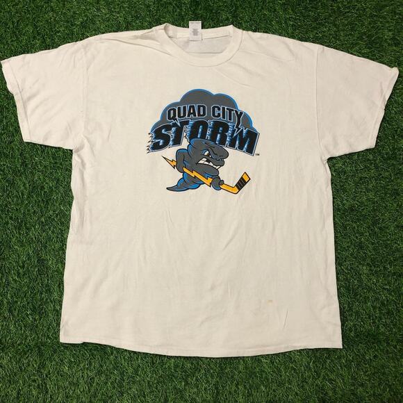Men’s White Quad City Storm Graphic Tee - Picture 1 of 5